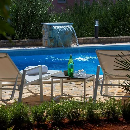 Daria ザオストログ