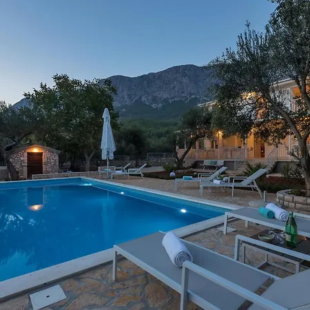 Daria アパート *